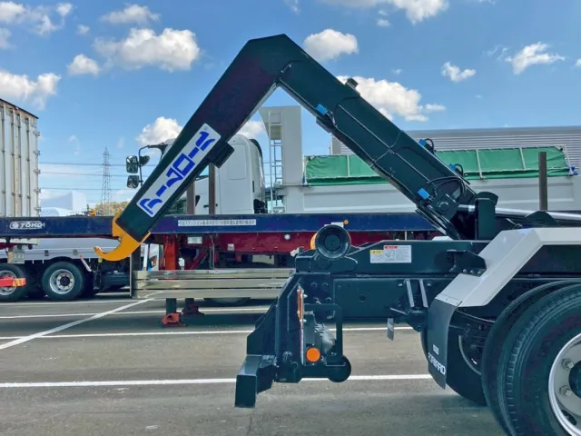 アームを伸ばした状態です。|いすゞ フォワード 2RG-FRR90S4(2WD)の写真14