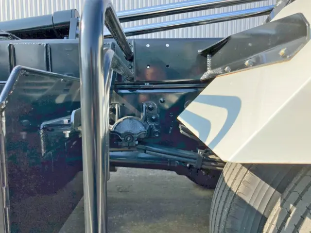 リーフサスです。|いすゞ フォワード 2RG-FRR90S4(2WD)の写真7