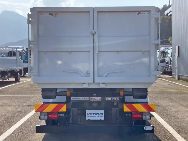 リヤ周りの状態です。|いすゞ フォワード 2RG-FRR90S4(2WD)の写真10