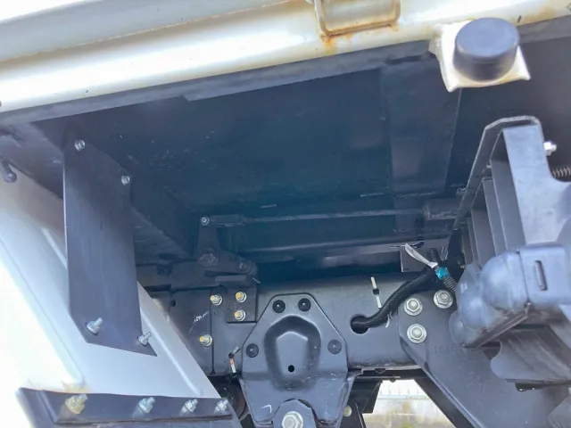 シャーシとネタの状態です。(縦ネタ・横ネタは鉄製です)|いすゞ エルフ 2RG-NJR88AN(2WD)の写真6