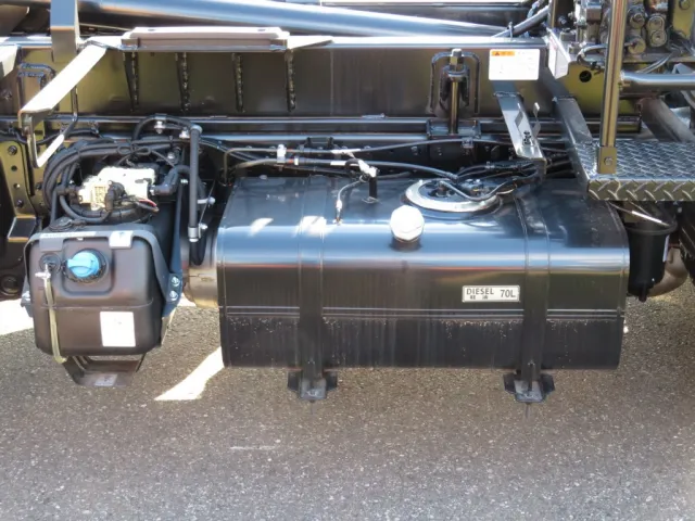 三菱 キャンター 2RG-FBAV0(2WD)の写真9