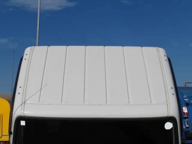 三菱 キャンター 2RG-FBAV0(2WD)の写真14