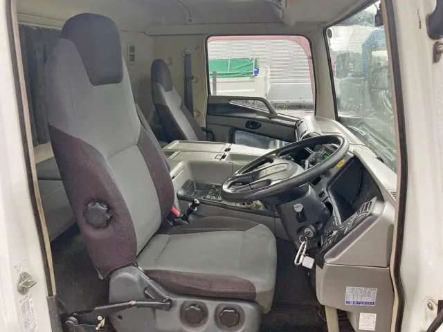 三菱 スーパーグレート QPG-FV60VXの写真7