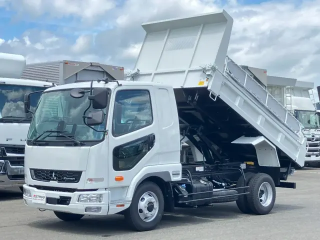 三菱 ファイター 2KG-FK62F(2WD)の写真1