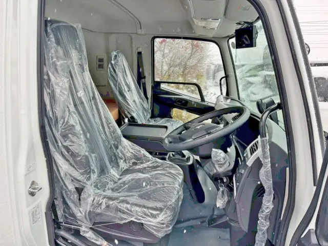 三菱 ファイター 2KG-FK62F(2WD)の写真13