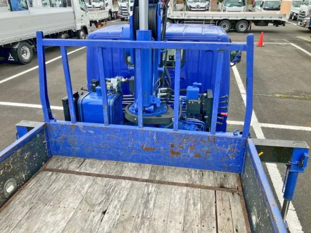 三菱 キャンター 2PG-FEAV0(2WD)の写真12