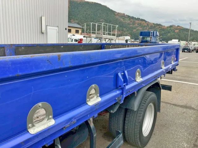 三菱 キャンター 2PG-FEAV0(2WD)の写真18