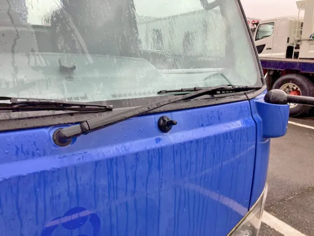 助手席側ワイパー作動不良です。|いすゞ エルフ 2RG-NKR88R(2WD)の写真19