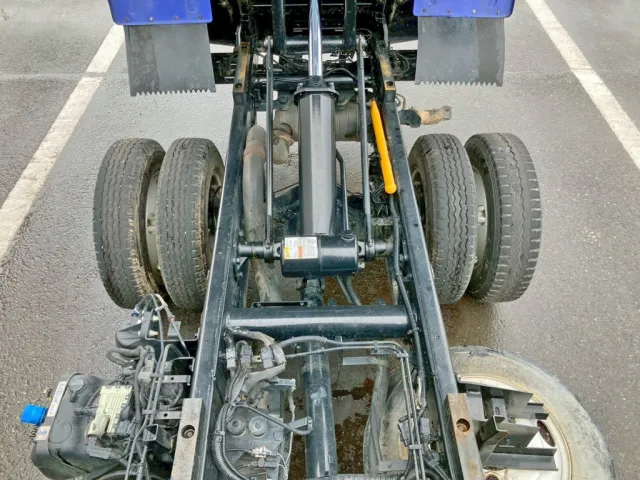 三菱 キャンター 2PG-FBA30(2WD)の写真16