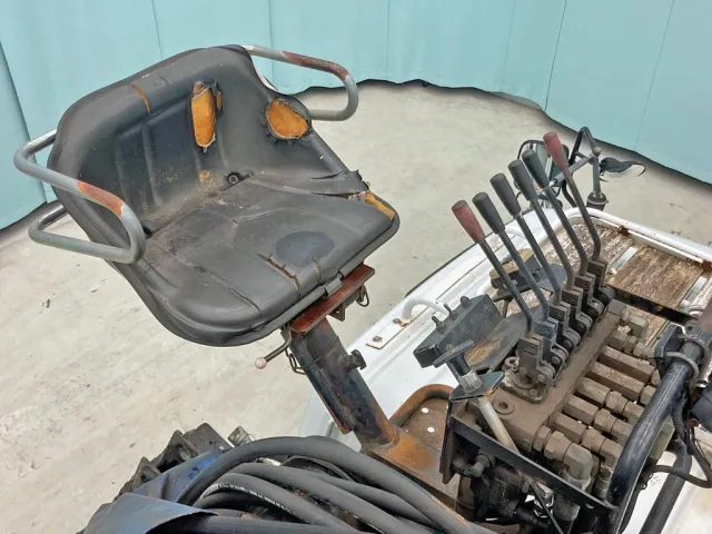 トップシート付きです。(座面に破れがあります)|三菱 ファイター LDG-FQ62Fの写真30