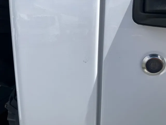 運転席側クォーターパネルにキズがあります。|日野 レンジャー 2KG-FC2ABA(2WD)の写真32