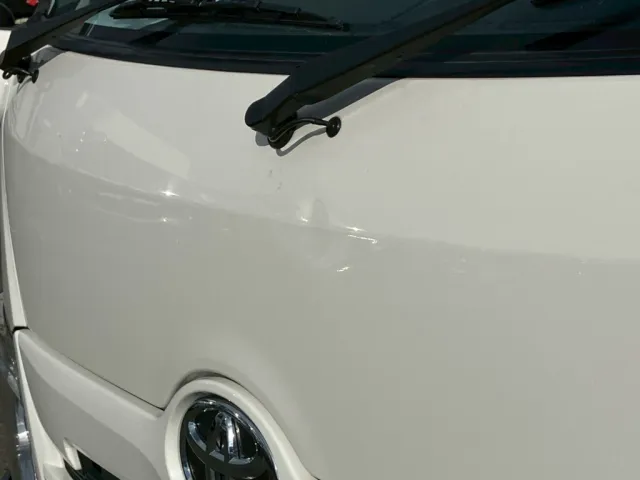 フロントパネルにキズ・ヘコミがあります。|トヨタ カゼット 2RG-XZU712(2WD)の写真14