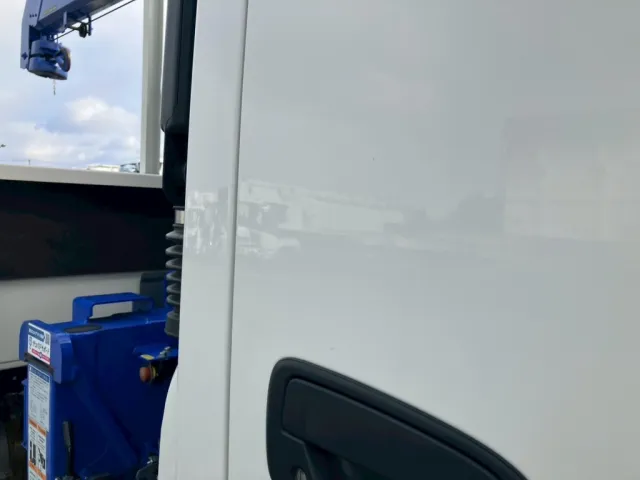 運転席側ドアにキズがあります。|トヨタ カゼット 2RG-XZU712(2WD)の写真21