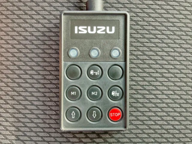 エアサスのコントローラーです。|いすゞ ギガ QKG-CYL77Bの写真19