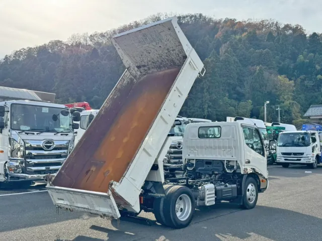 ダンプアップした状態です。|日野 デュトロ 2RG-XZU600T(2WD)の写真5