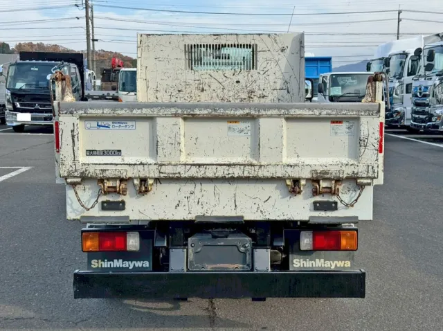 リヤ周りの状態です。|日野 デュトロ 2RG-XZU600T(2WD)の写真22