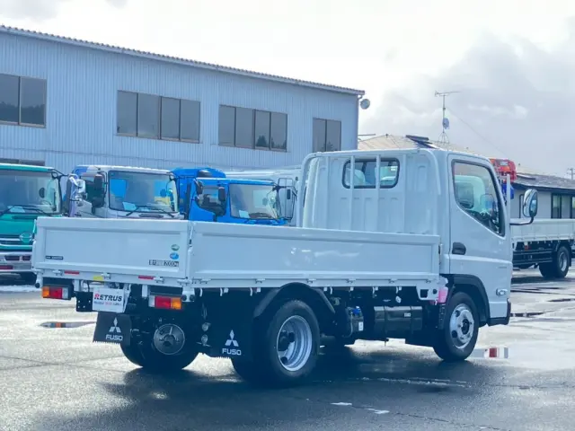 三菱 キャンター 2RG-FBA20(2WD)の写真4
