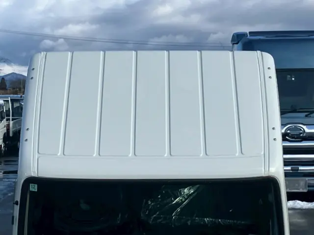 三菱 キャンター 2RG-FBA20(2WD)の写真15