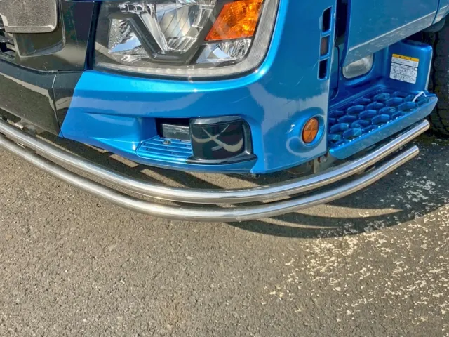 コーナーセンサー付きです。|日野 プロフィア 2DG-FW1AHJの写真29