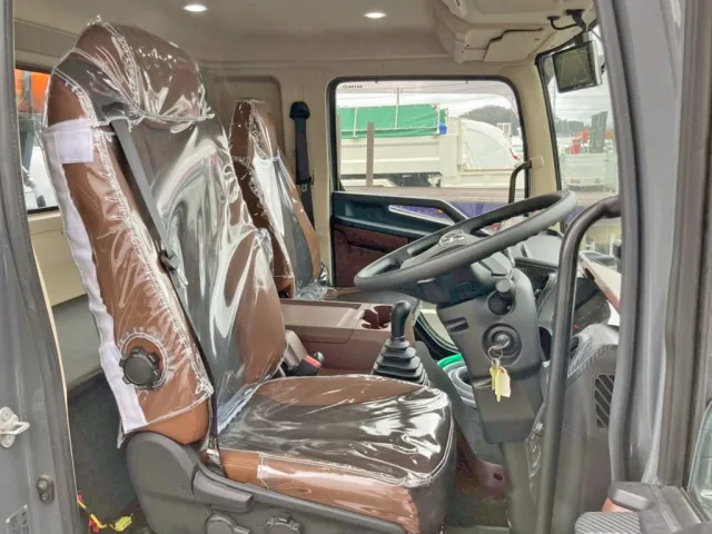 日野 レンジャー 2KG-FD2ABA(2WD)の写真7