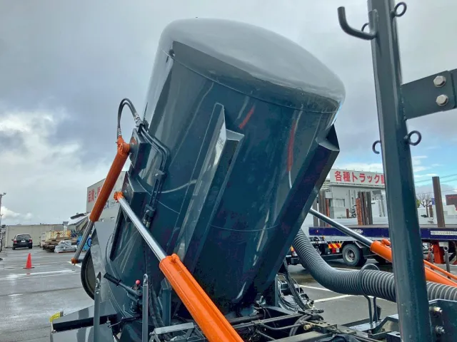 日野 レンジャー 2KG-FD2ABA(2WD)の写真14