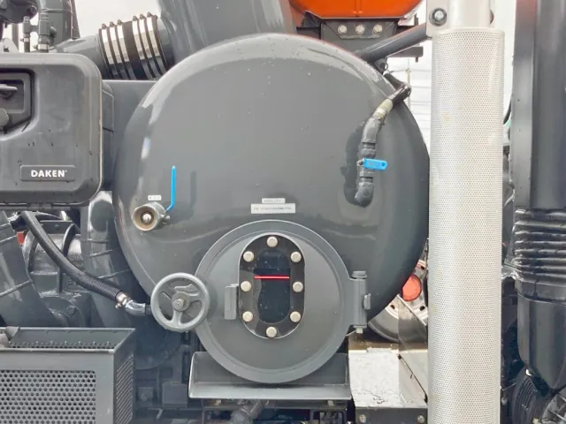 運転席側に4次キャッチャーが付いています。|日野 レンジャー 2KG-FD2ABA(2WD)の写真29