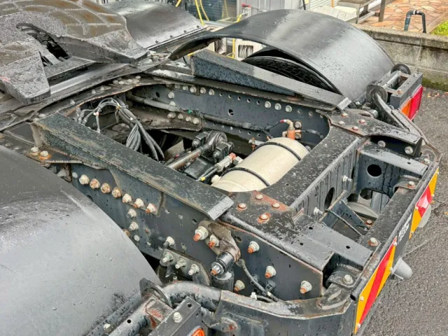 日野 プロフィア QPG-SS1EKDGの写真6