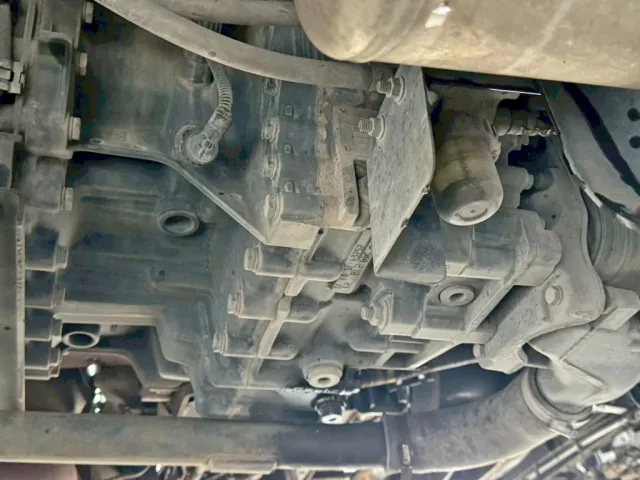 流体式リターダ付きです。|日野 プロフィア QPG-SS1EKDGの写真16