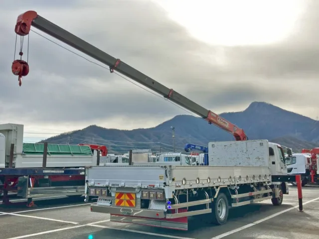 三菱 ファイター QKG-FK62FZの写真4