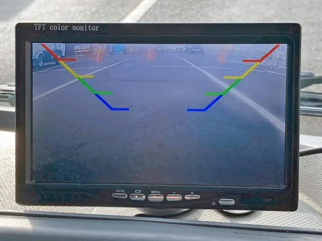 液晶バックモニター付きです。|三菱 ファイター QKG-FK62FZの写真33