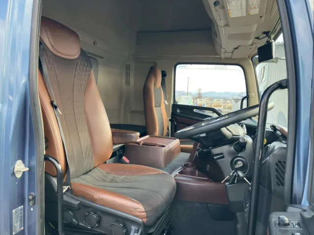 日野 プロフィア 2DG-SS1EKHAの写真8