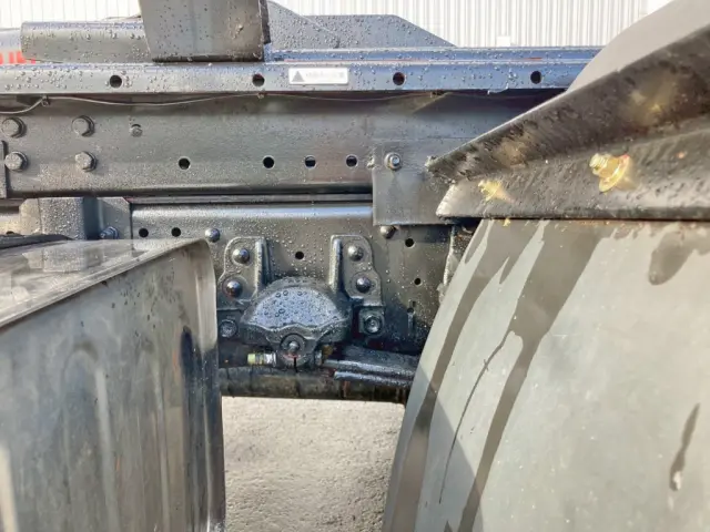 リーフサスです。|いすゞ フォワード 2RG-FRR90S2(2WD)の写真5