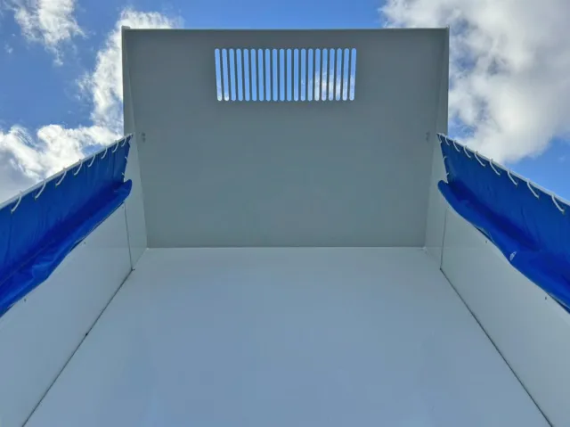 三菱 キャンター 2RG-FBA60(2WD)の写真9