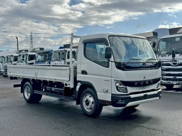 三菱 キャンター 2PG-FEB80(2WD)の写真2