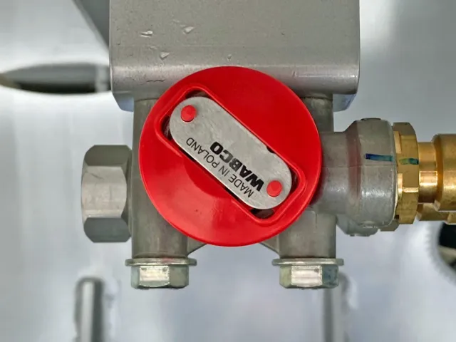 駐車ブレーキです。|トレクス PFB34118の写真22