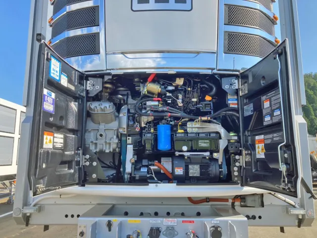 冷凍機内部の状態です。|トレクス PFB34118の写真27