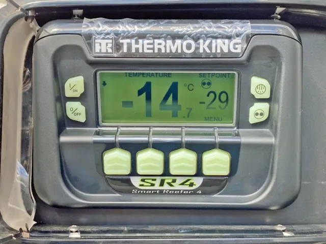 28.冷凍機は、-29℃設定(低温仕様) 34℃スタート 2Hで-14.7℃確認済みです。|トレクス PFB34118の写真28