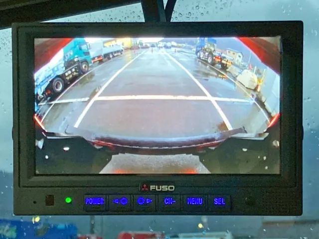 液晶バックモニター付きです。|三菱 スーパーグレート 2PG-FV80VXの写真22