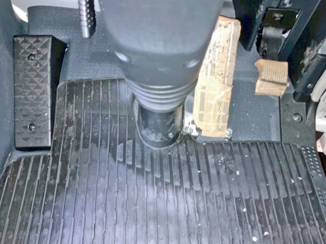 2ペダル仕様です。|三菱 スーパーグレート 2PG-FV80VXの写真26