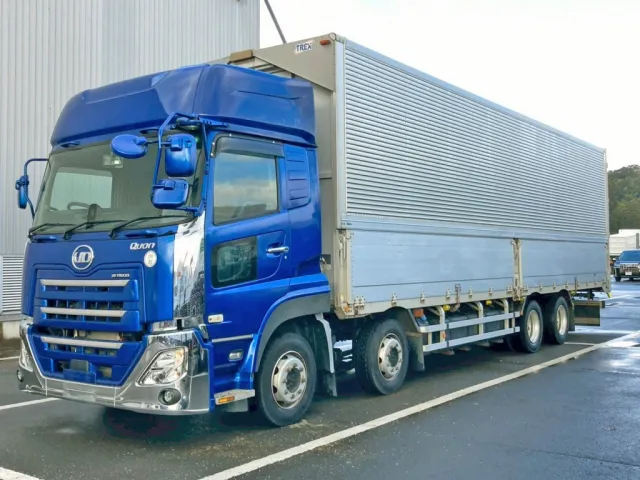 UDトラックス  2PG-CG5CAの写真1