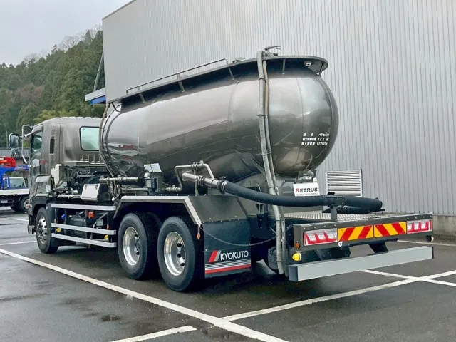 いすゞ ギガ 2PG-CYM77CMの写真3