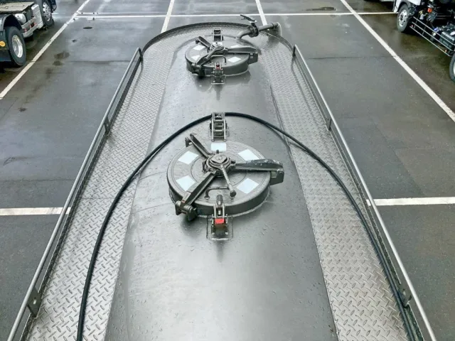 いすゞ ギガ 2PG-CYM77CMの写真9