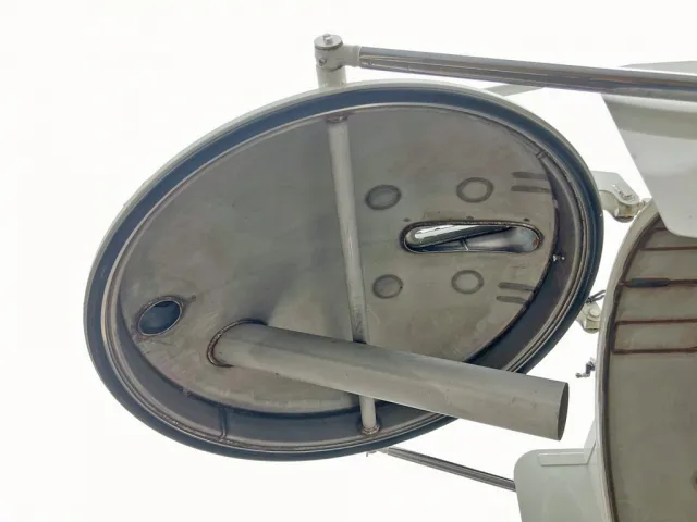 リヤハッチはステンレス製です。|いすゞ フォワード 2RG-FRR90S2(2WD)の写真11
