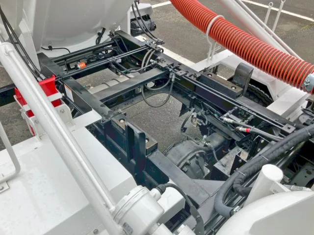 いすゞ フォワード 2RG-FRR90S2(2WD)の写真16