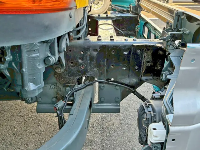 運転席側シャーシ周りの状態です。|日野 プロフィア BDG-FS1EPYA(6x4)の写真29