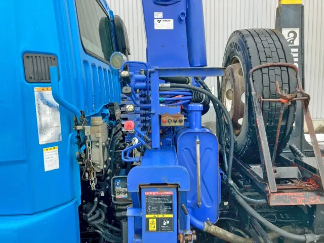 クレーンの操作レバーです。|三菱 ファイター TKG-FK62FYの写真13