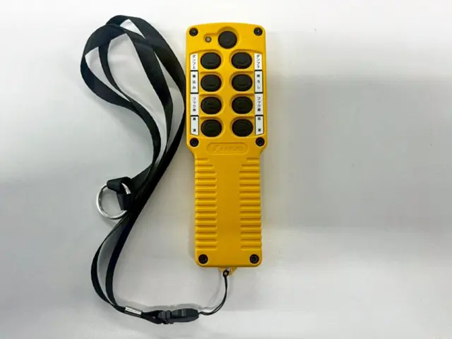 フックロールのラジコンです。|三菱 ファイター 2KG-FK72F(2WD)の写真21