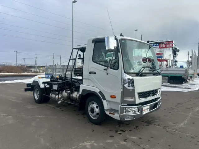 三菱 ファイター 2KG-FK72F(2WD)の写真2