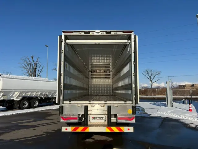 日野 プロフィア 2DG-FS1AHGの写真16