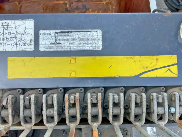 トップシートの操作レバー説明図です。(不鮮明)|三菱 ファイター QDG-FQ62Fの写真16